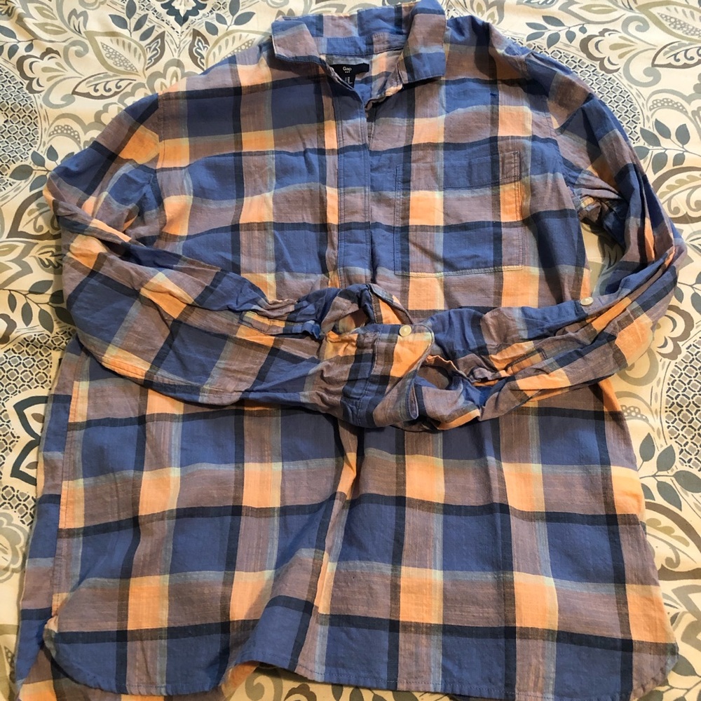 Gap high button up shirt.